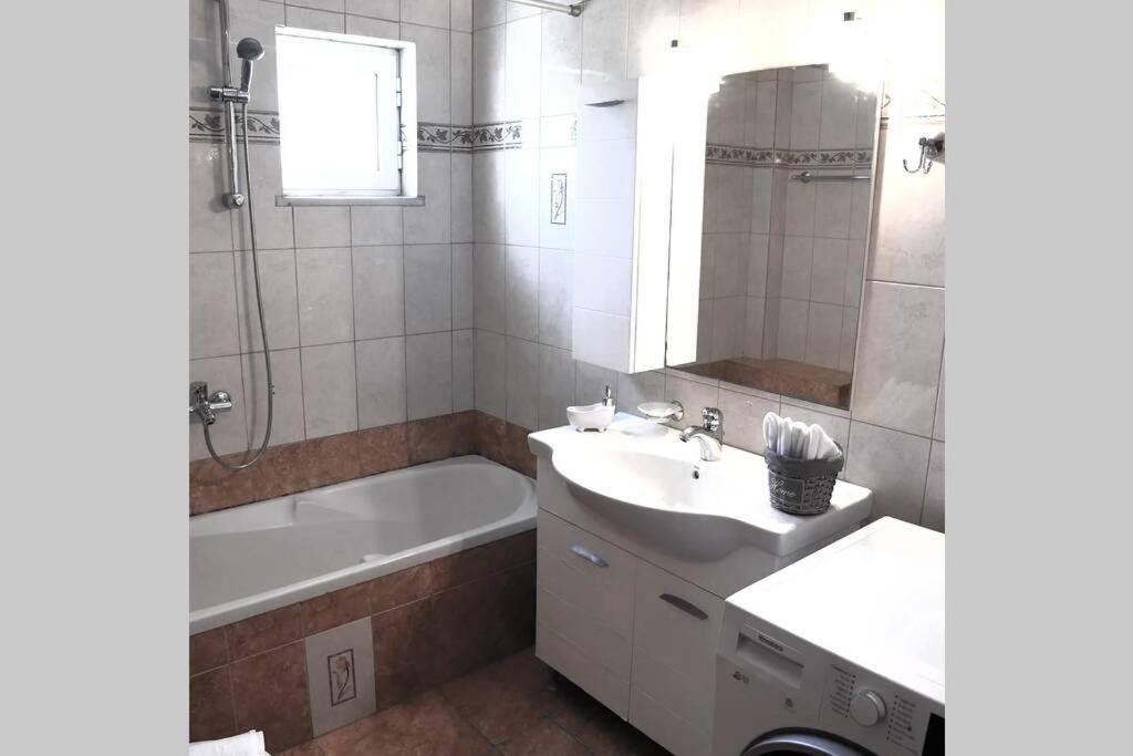 Pogonia Sea View Apartment Экстерьер фото
